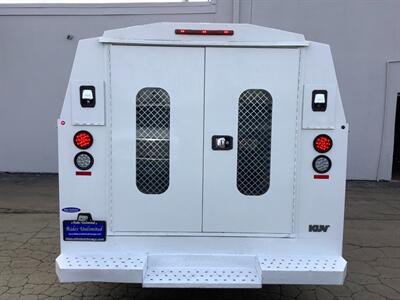 2016 Ford E-350 SD   - Photo 6 - Crest Hill, IL 60403