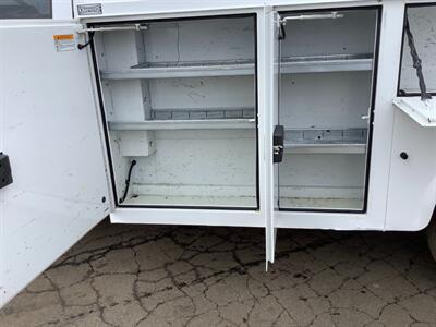 2016 Ford E-350 SD   - Photo 34 - Crest Hill, IL 60403