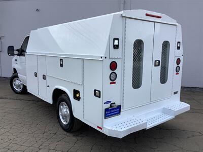 2016 Ford E-350 SD   - Photo 5 - Crest Hill, IL 60403