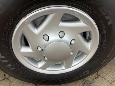 2016 Ford E-350 SD   - Photo 45 - Crest Hill, IL 60403