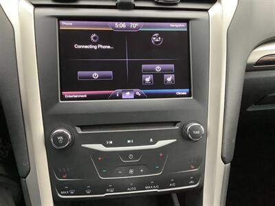 2013 Ford Fusion SE - Photo 18 - Crest Hill, IL 60403
