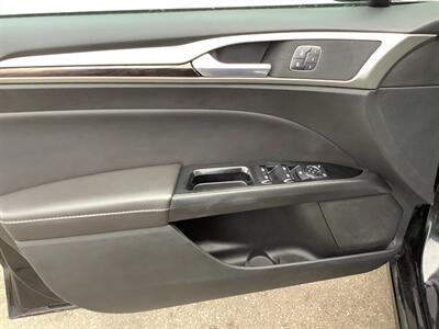 2013 Ford Fusion SE - Photo 49 - Crest Hill, IL 60403