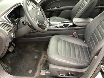 2013 Ford Fusion SE - Photo 12 - Crest Hill, IL 60403