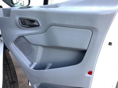 2018 Ford Transit 250   - Photo 21 - Crest Hill, IL 60403