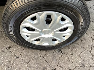 2018 Ford Transit 250   - Photo 37 - Crest Hill, IL 60403
