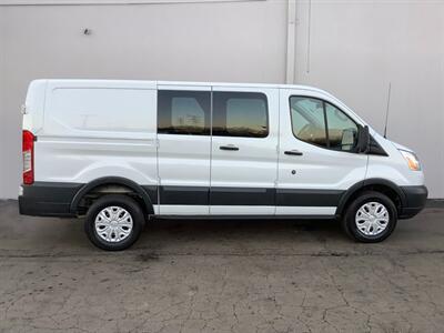2018 Ford Transit 250   - Photo 7 - Crest Hill, IL 60403