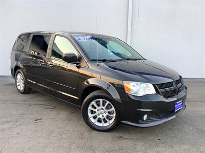 2013 Dodge Grand Caravan R/T   - Photo 10 - Crest Hill, IL 60403