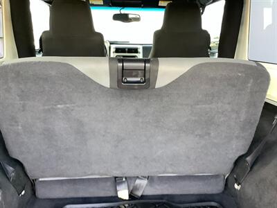 2005 Jeep Wrangler Unlimited - Photo 35 - Crest Hill, IL 60403