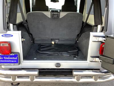 2005 Jeep Wrangler Unlimited - Photo 34 - Crest Hill, IL 60403