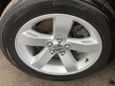 2011 Dodge Challenger R/T   - Photo 31 - Crest Hill, IL 60403