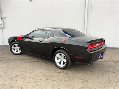 2011 Dodge Challenger R/T   - Photo 5 - Crest Hill, IL 60403