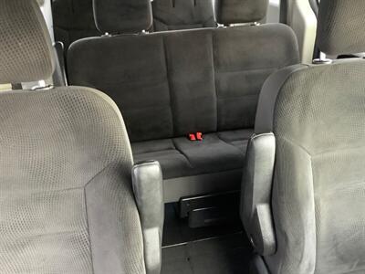 2019 Dodge Grand Caravan SE Plus   - Photo 36 - Crest Hill, IL 60403