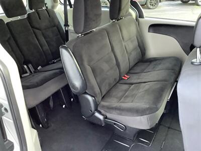 2019 Dodge Grand Caravan SE Plus   - Photo 29 - Crest Hill, IL 60403