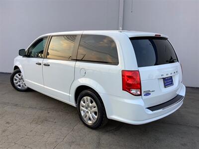 2019 Dodge Grand Caravan SE Plus   - Photo 4 - Crest Hill, IL 60403