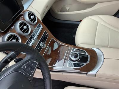 2017 Mercedes-Benz C 300   - Photo 37 - Crest Hill, IL 60403