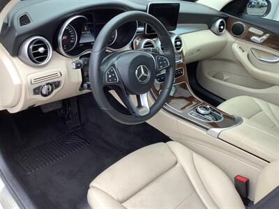 2017 Mercedes-Benz C 300   - Photo 9 - Crest Hill, IL 60403