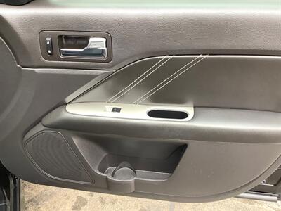 2010 Ford Fusion Sport   - Photo 24 - Crest Hill, IL 60403