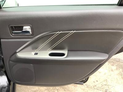 2010 Ford Fusion Sport   - Photo 22 - Crest Hill, IL 60403