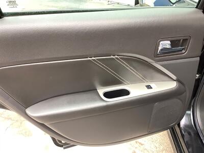 2010 Ford Fusion Sport   - Photo 20 - Crest Hill, IL 60403