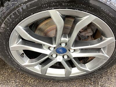 2020 Ford Fusion Hybrid Titanium   - Photo 43 - Crest Hill, IL 60403