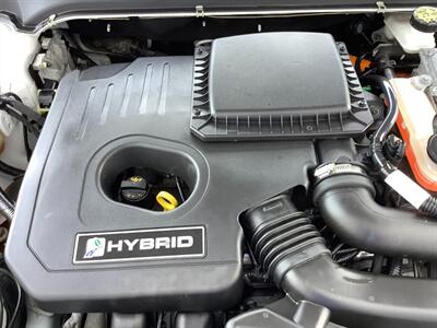 2020 Ford Fusion Hybrid Titanium   - Photo 27 - Crest Hill, IL 60403