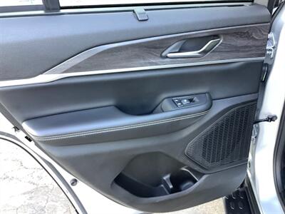 2024 Jeep Grand Cherokee Limited   - Photo 39 - Crest Hill, IL 60403