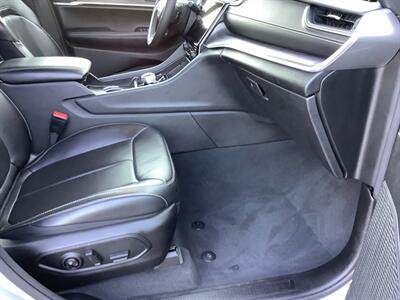2024 Jeep Grand Cherokee Limited   - Photo 15 - Crest Hill, IL 60403