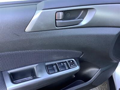 2011 Subaru Forester 2.5X   - Photo 11 - Crest Hill, IL 60403