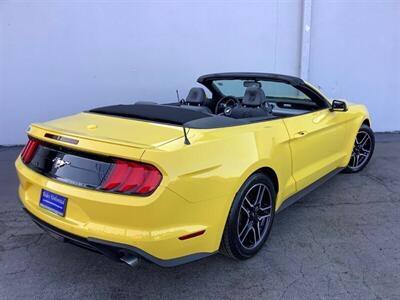 2018 Ford Mustang EcoBoost   - Photo 18 - Crest Hill, IL 60403