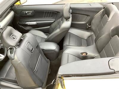 2018 Ford Mustang EcoBoost   - Photo 27 - Crest Hill, IL 60403
