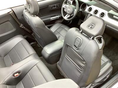 2018 Ford Mustang EcoBoost   - Photo 21 - Crest Hill, IL 60403