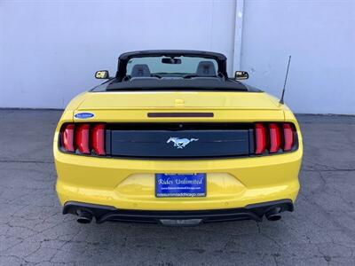 2018 Ford Mustang EcoBoost   - Photo 16 - Crest Hill, IL 60403