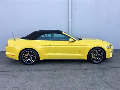 2018 Ford Mustang EcoBoost   - Photo 8 - Crest Hill, IL 60403