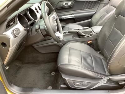 2018 Ford Mustang EcoBoost   - Photo 22 - Crest Hill, IL 60403