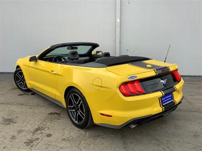 2018 Ford Mustang EcoBoost   - Photo 11 - Crest Hill, IL 60403
