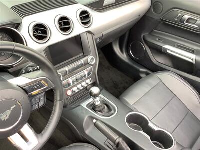 2018 Ford Mustang EcoBoost   - Photo 24 - Crest Hill, IL 60403