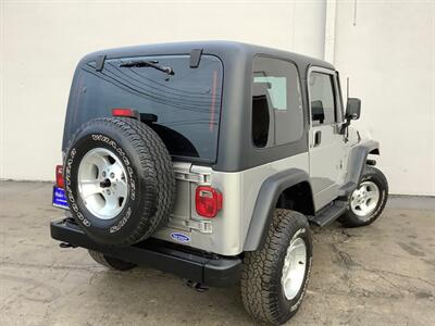 2000 Jeep Wrangler Sport   - Photo 6 - Crest Hill, IL 60403