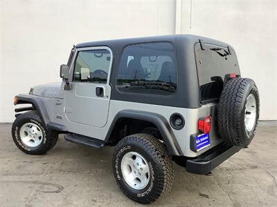 2000 Jeep Wrangler Sport   - Photo 4 - Crest Hill, IL 60403