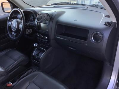 2017 Jeep Patriot High Altitude   - Photo 33 - Crest Hill, IL 60403