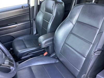 2017 Jeep Patriot High Altitude   - Photo 24 - Crest Hill, IL 60403