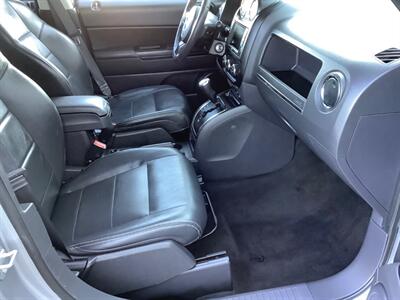 2017 Jeep Patriot High Altitude   - Photo 32 - Crest Hill, IL 60403