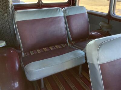 1953 Willys overland Wagon   - Photo 15 - Crest Hill, IL 60403