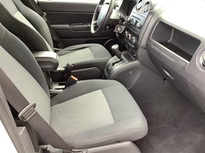 2010 Jeep Compass Sport   - Photo 24 - Crest Hill, IL 60403