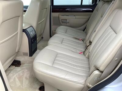 2005 Lincoln Aviator Luxury   - Photo 24 - Crest Hill, IL 60403