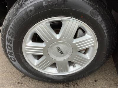 2005 Lincoln Aviator Luxury   - Photo 41 - Crest Hill, IL 60403
