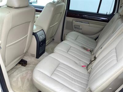 2005 Lincoln Aviator Luxury   - Photo 25 - Crest Hill, IL 60403