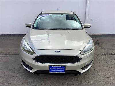 2017 Ford Focus SE   - Photo 9 - Crest Hill, IL 60403