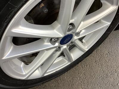 2017 Ford Focus SE   - Photo 36 - Crest Hill, IL 60403