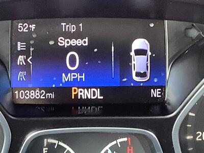 2017 Ford Focus SE   - Photo 19 - Crest Hill, IL 60403