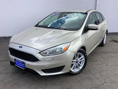 2017 Ford Focus SE   - Photo 2 - Crest Hill, IL 60403